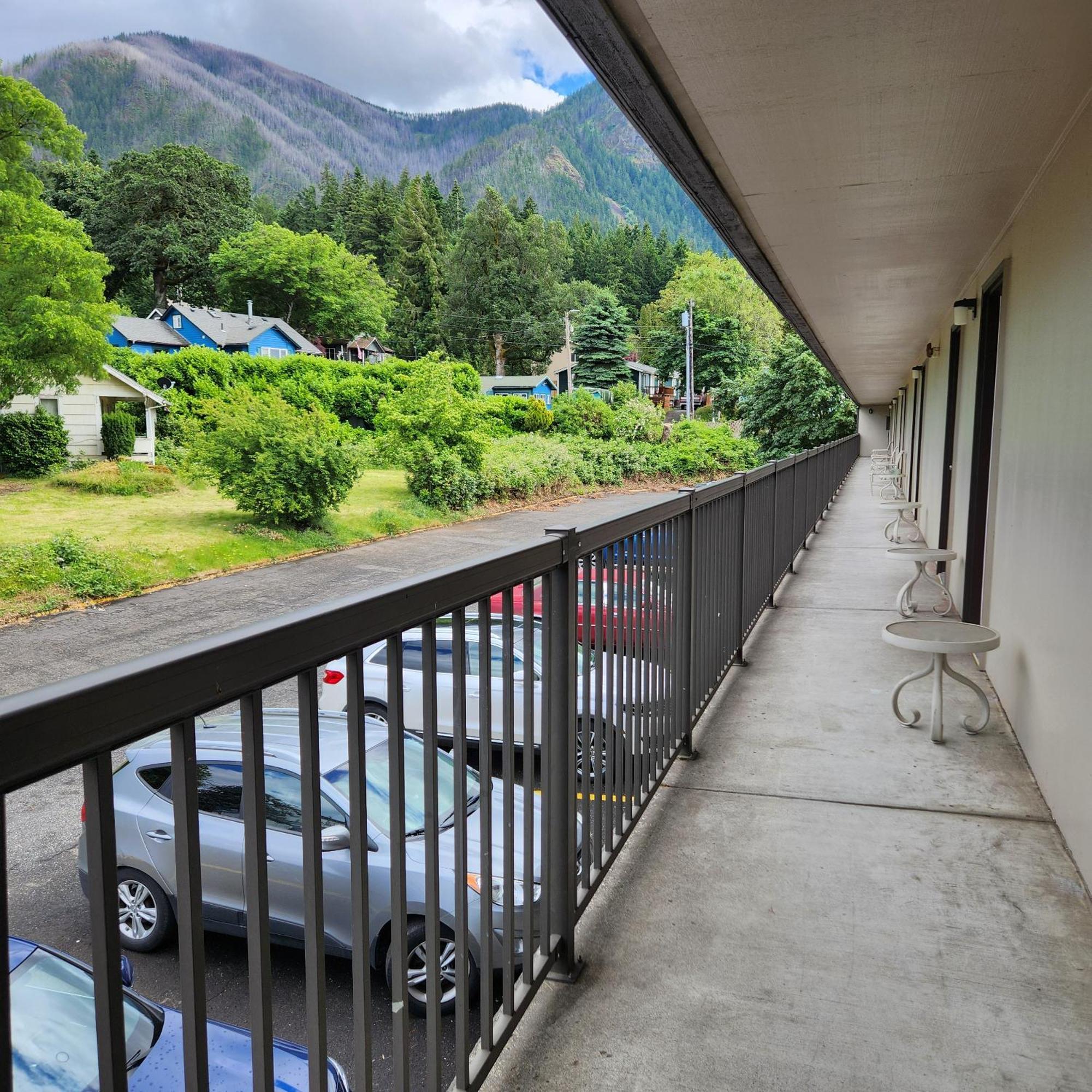 Columbia Gorge Inn Cascade Locks Eksteriør bilde